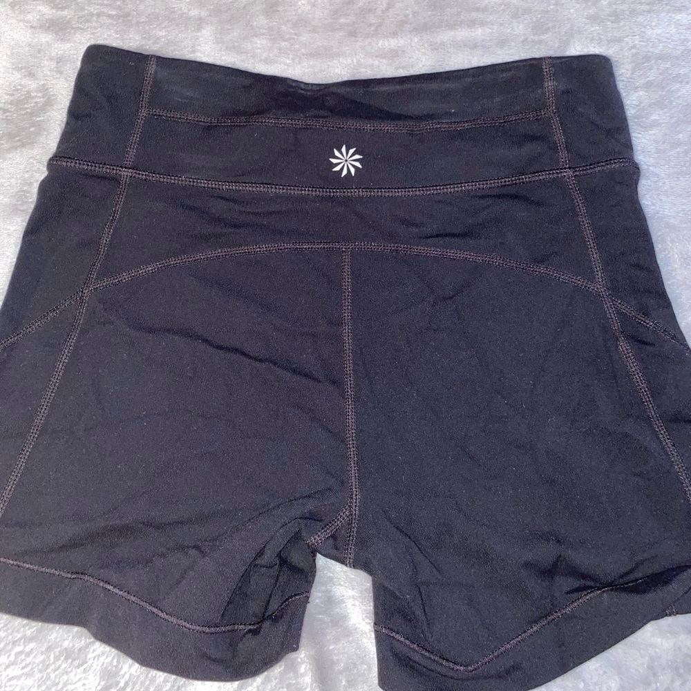 athleta black stretchy shorts